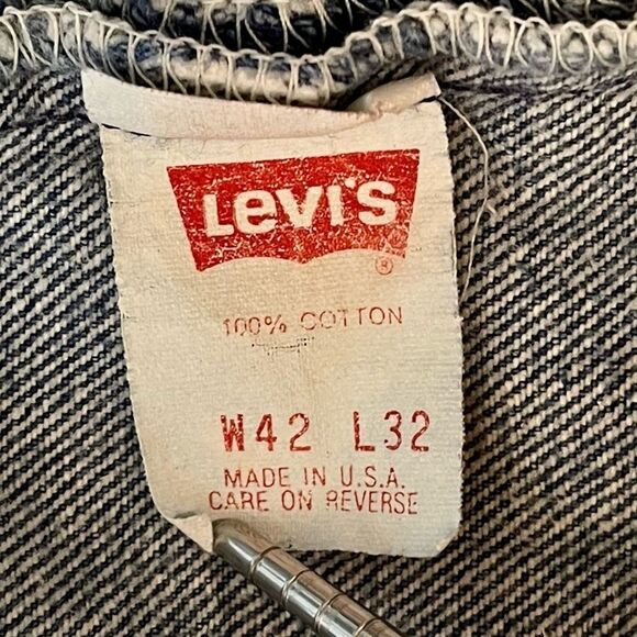 39w 80s USA Vintage Levi’s 501 jeans - Picture 3 of 10